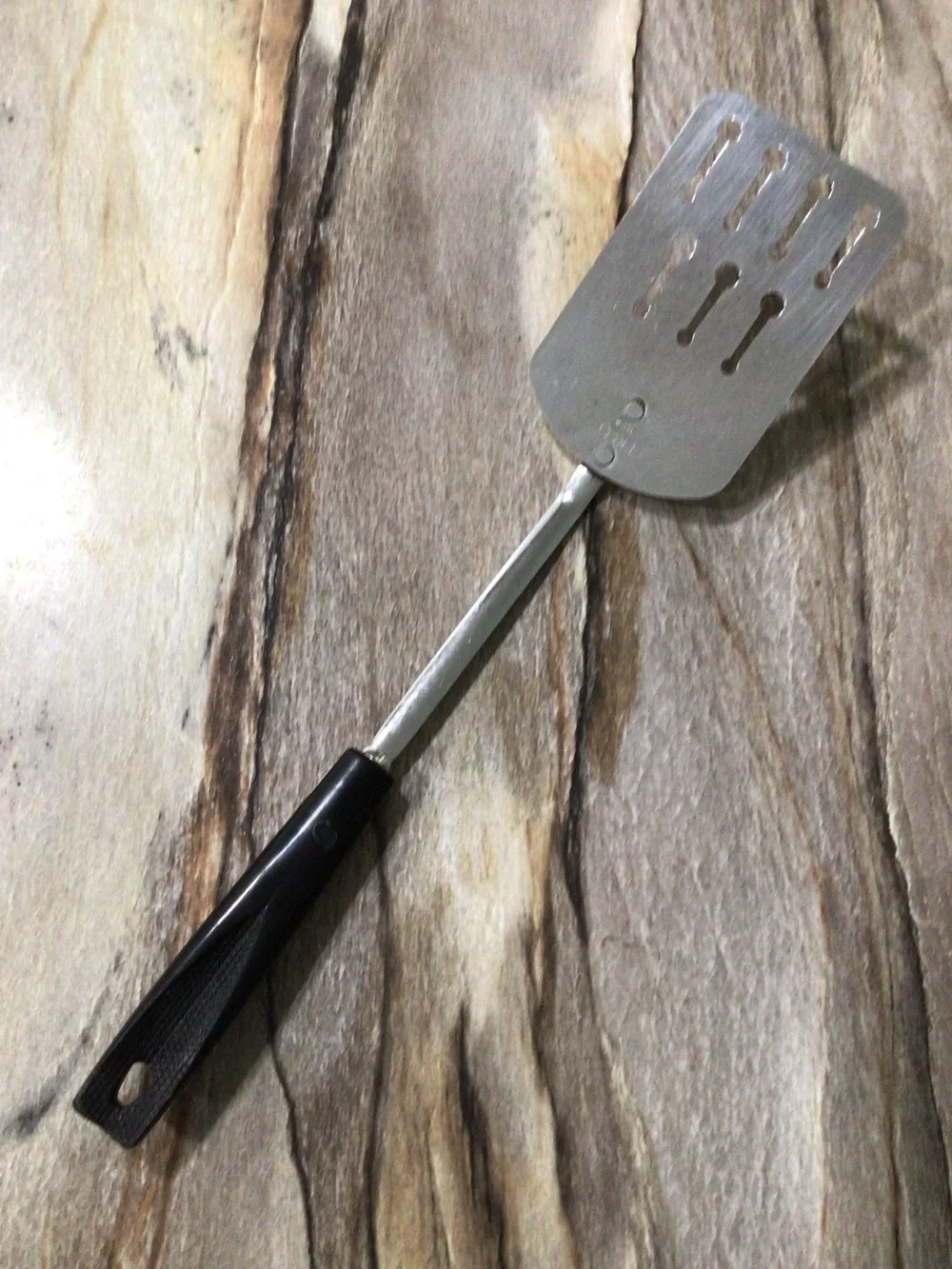 Vintage Ekco Stainless Steel Keyhole Slotted Spatula Turner Black Handle USA 13”